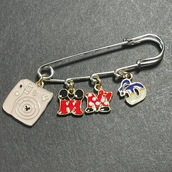 Mickey Minnie Mouse Lapel Pin Donald Duck Safety Pin Brooch Jewelry Accessories - Picture 2 of 11